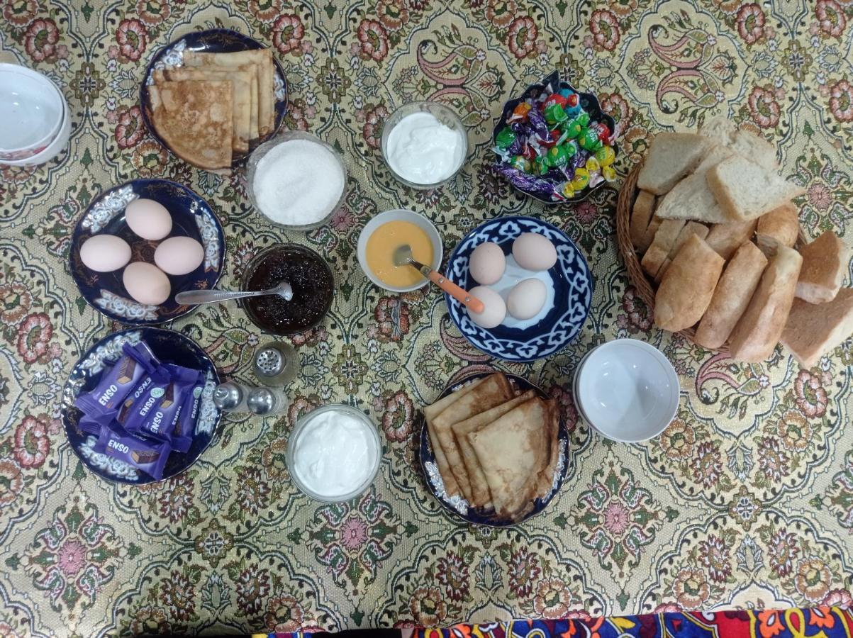 Zuhro Guest House Bukhara Exterior foto